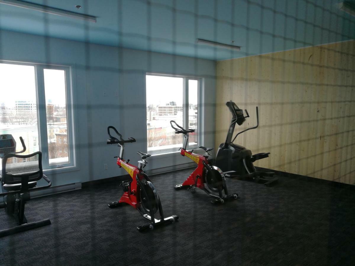 Penthouse On Charest - With Parking And Gym Appartement