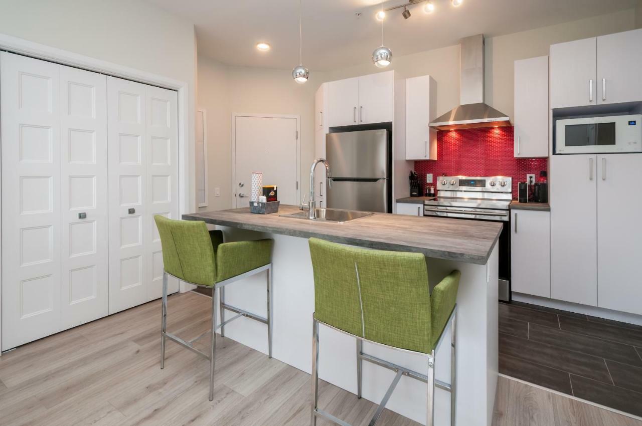 Appartement Penthouse On Charest - With Parking And Gym